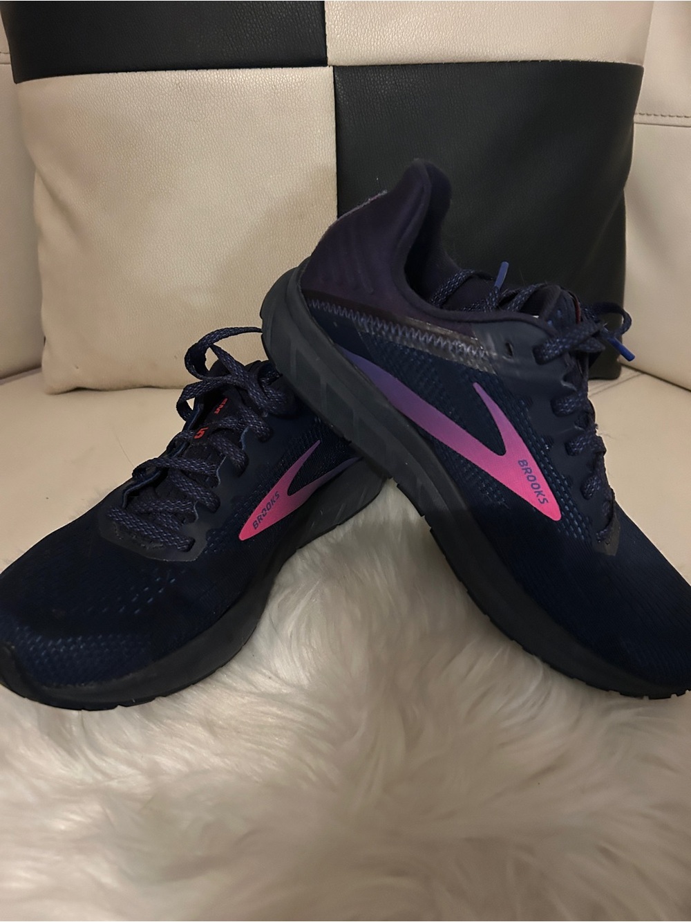 Brooks Women’s Dark Navy Running Shoes with Purple-Pink Accent